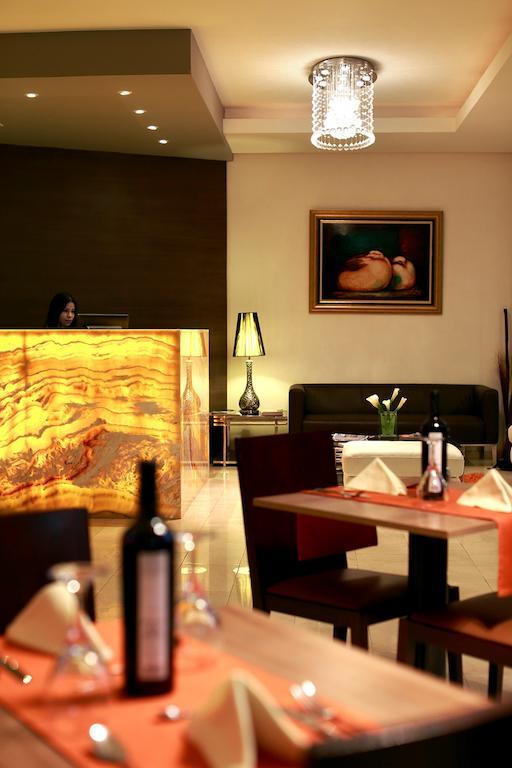 Hotel Suites Ambassador Panama  Extérieur photo